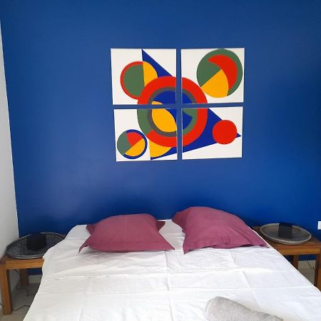 Chambre Avec Salle De Bain, Wc Et Terrasse L'Etang-Sale Екстер'єр фото